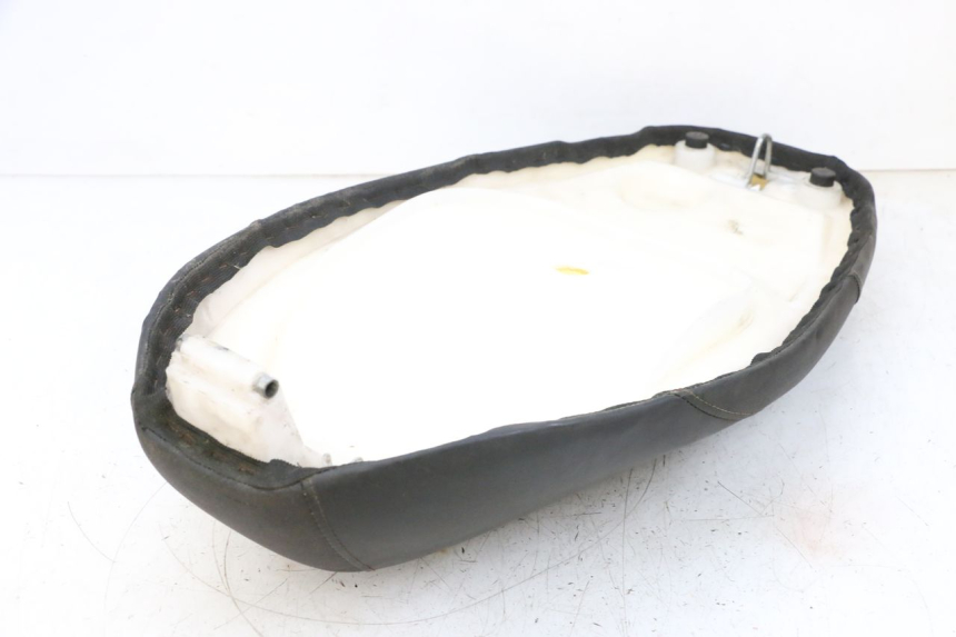 photo de ASIENTO JM MOTORS SANTANA 50 (2014 - 2023) - Otra perspectiva