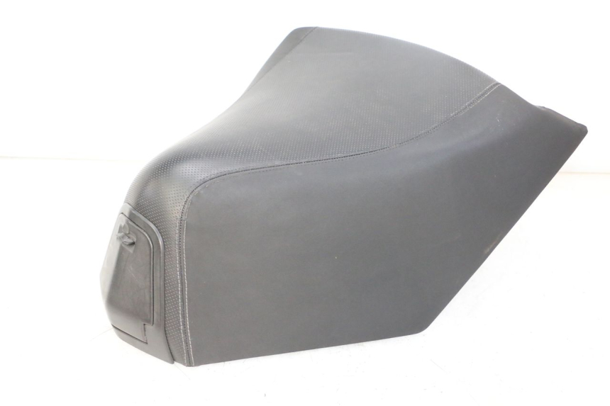 photo de ASIENTO PEUGEOT SATELIS 125 (2013 - 2018) - Características distintivas