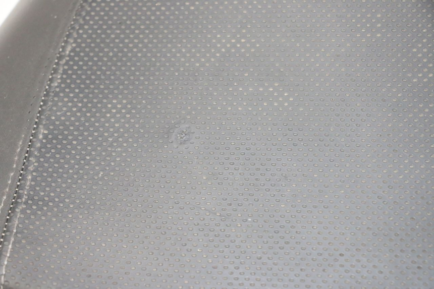 photo de ASIENTO PEUGEOT SATELIS 125 (2013 - 2018) - Detalles de los puntos de fijación