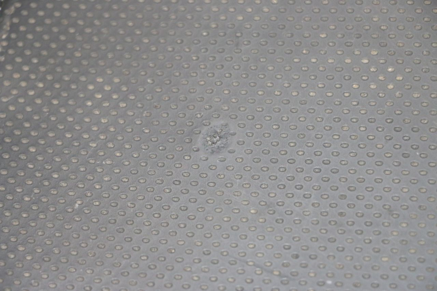 photo de ASIENTO PEUGEOT SATELIS 125 (2013 - 2018) - Estado de la superficie y material