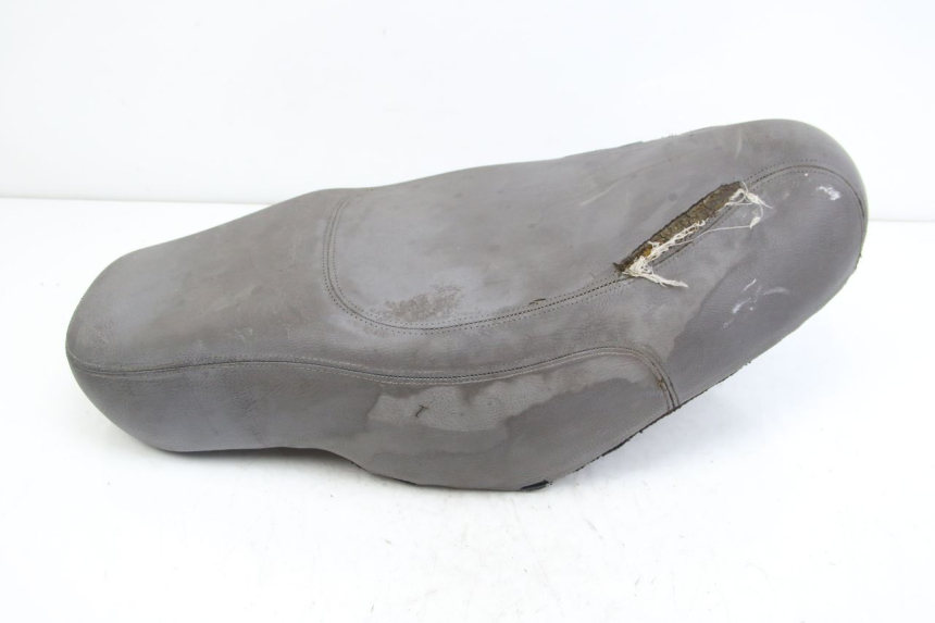 photo de ASIENTO APRILIA SCARABEO 4T 50 (2009 - 2017) - Primer plano técnico