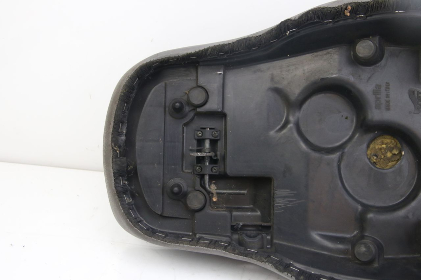 photo de ASIENTO APRILIA SCARABEO 4T 50 (2009 - 2017) - Recambio usado revisado
