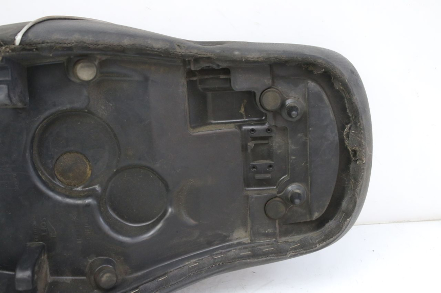 photo de ASIENTO APRILIA SCARABEO 100 (2003 - 2012) - Primer plano de alta resolución