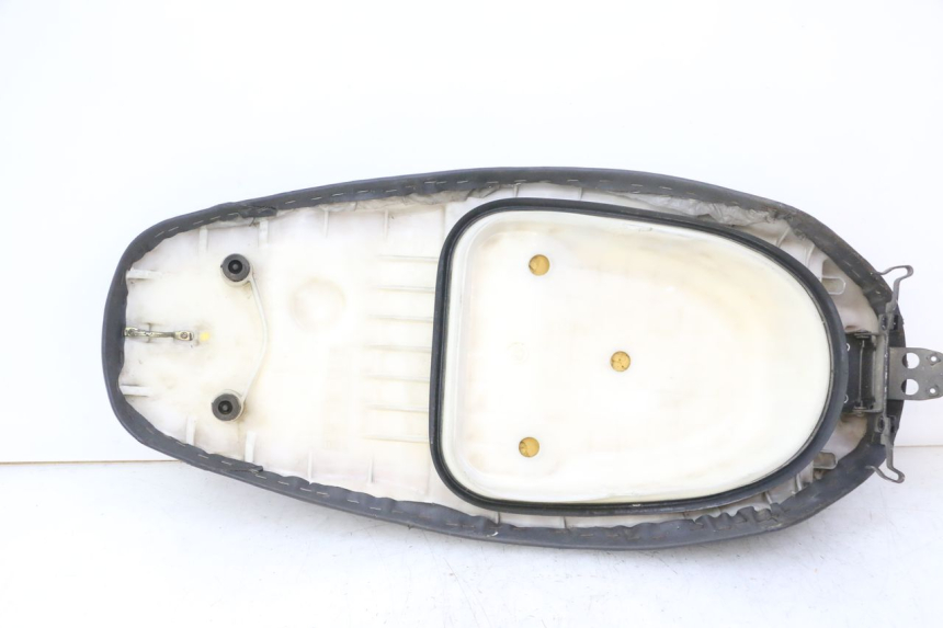 photo de ASIENTO HONDA SCV LEAD 100 (2003 - 2007) - Zoom sobre los componentes