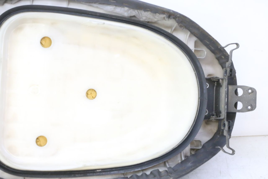 photo de ASIENTO HONDA SCV LEAD 100 (2003 - 2007) - Marcados y referencias originales