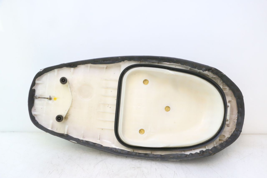 photo de ASIENTO HONDA SCV LEAD 100 (2003 - 2007) - Detalle de la pieza