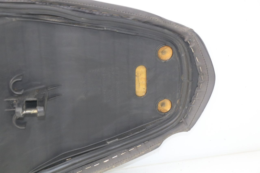 photo de ASIENTO HONDA SES DYLAN 125 (2002 - 2006) - Características distintivas