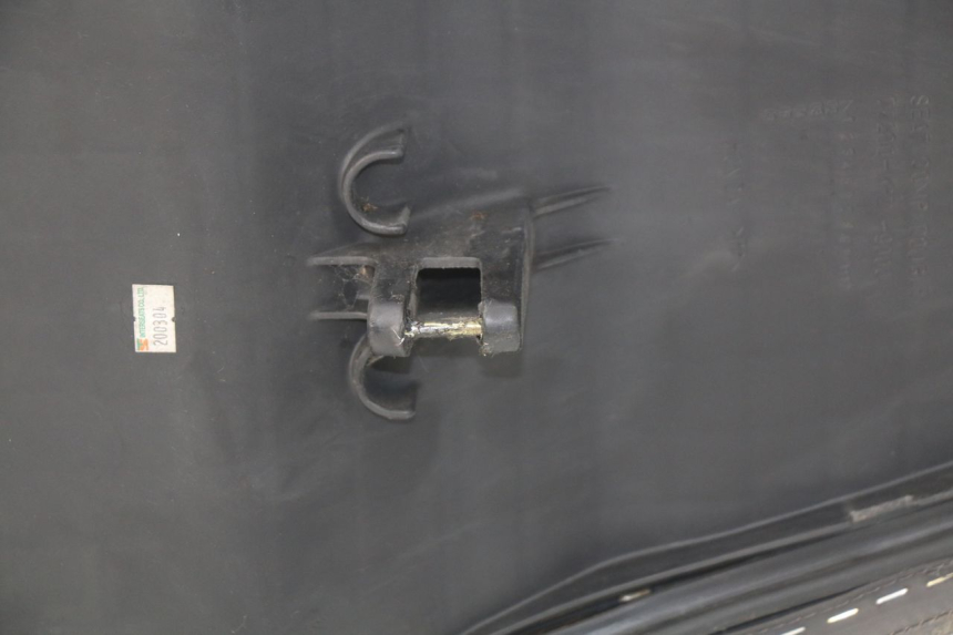 photo de ASIENTO HONDA SES DYLAN 125 (2002 - 2006) - Primer plano de alta resolución