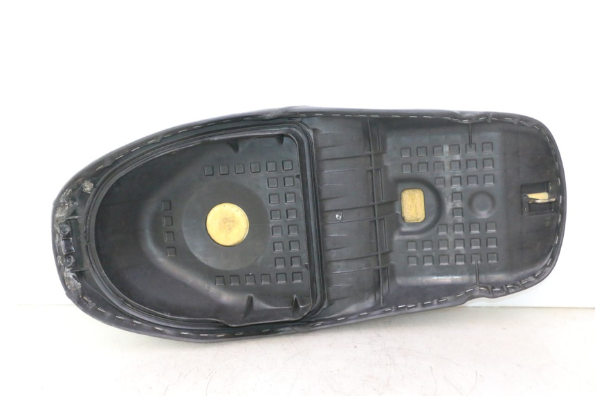photo de ASIENTO HONDA SH 125 (2001 - 2003) - Detalle de la pieza