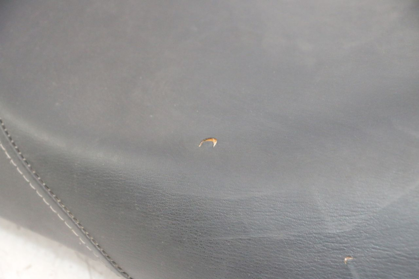 photo de ASIENTO HONDA SH 125 (2001 - 2003) - Características distintivas