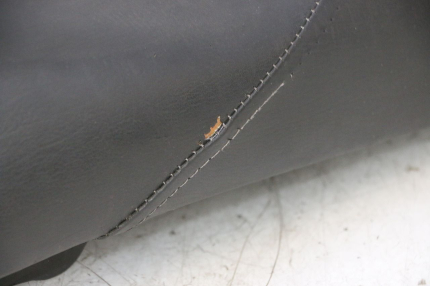 photo de ASIENTO HONDA SH 125 (2001 - 2003) - Inspección visual detallada