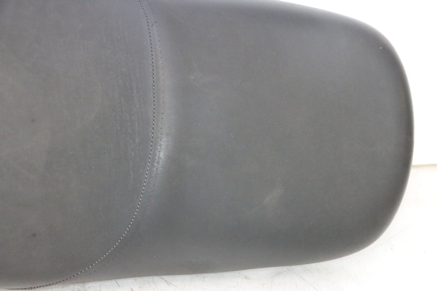 photo de ASIENTO HONDA SH 125 (2001 - 2003) - Perfil de la pieza de repuesto