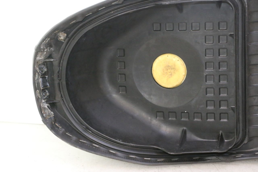 photo de ASIENTO HONDA SH 125 (2001 - 2003) - Zoom estado de uso