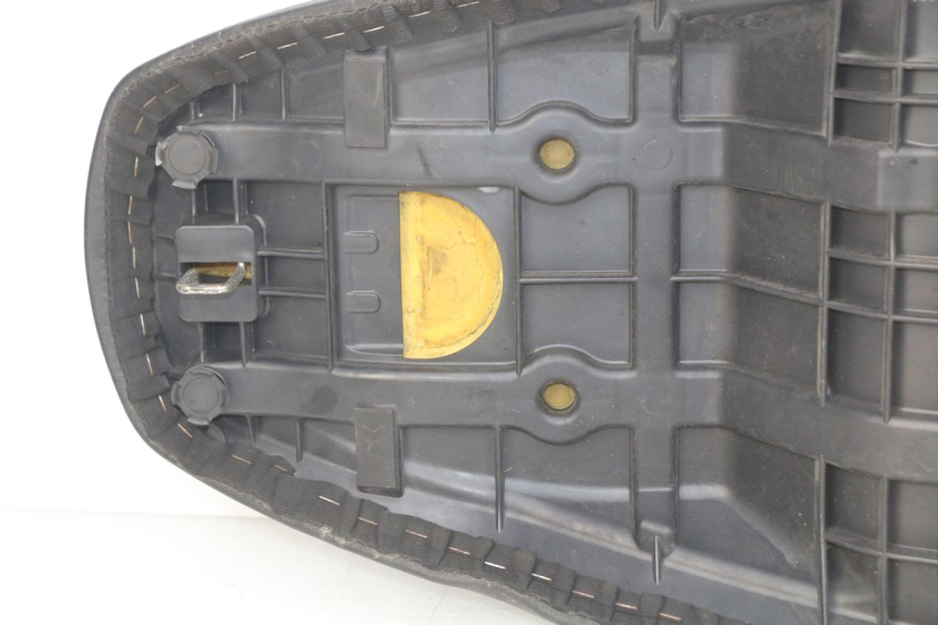 photo de ASIENTO SUZUKI SIXTEEN 125 (2008 - 2010) - Otra vista del artículo