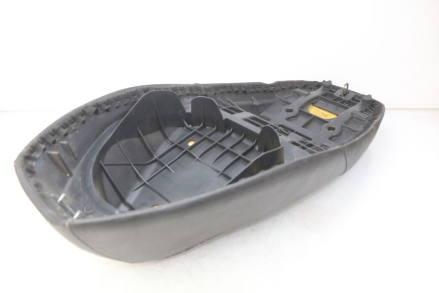 photo de ASIENTO SUZUKI SIXTEEN 125 (2008 - 2010) - Vista general del producto