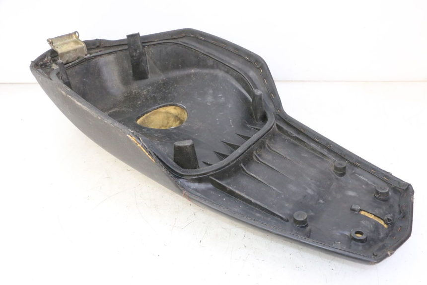 photo de ASIENTO PEUGEOT SPEEDFIGHT 3 AIR 50 (2009 - 2015) - Estado de la superficie y material