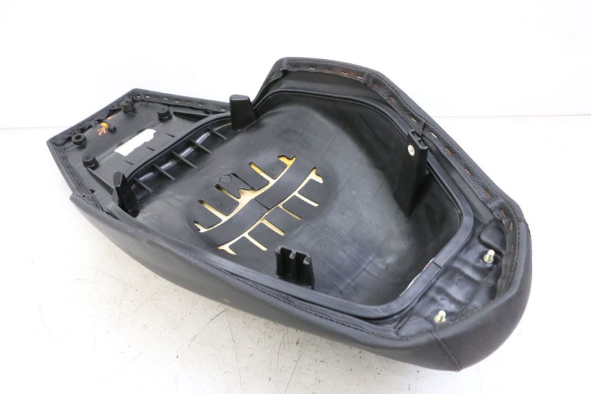 photo de ASIENTO PEUGEOT SPEEDFIGHT 4 2T 50 (2015 - 2019) - Primer plano técnico