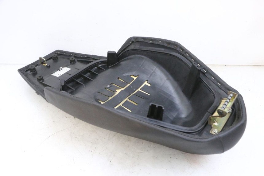 photo de ASIENTO PEUGEOT SPEEDFIGHT 4 4T EFI 50 (2021 - 2025) - Detalle de la pieza