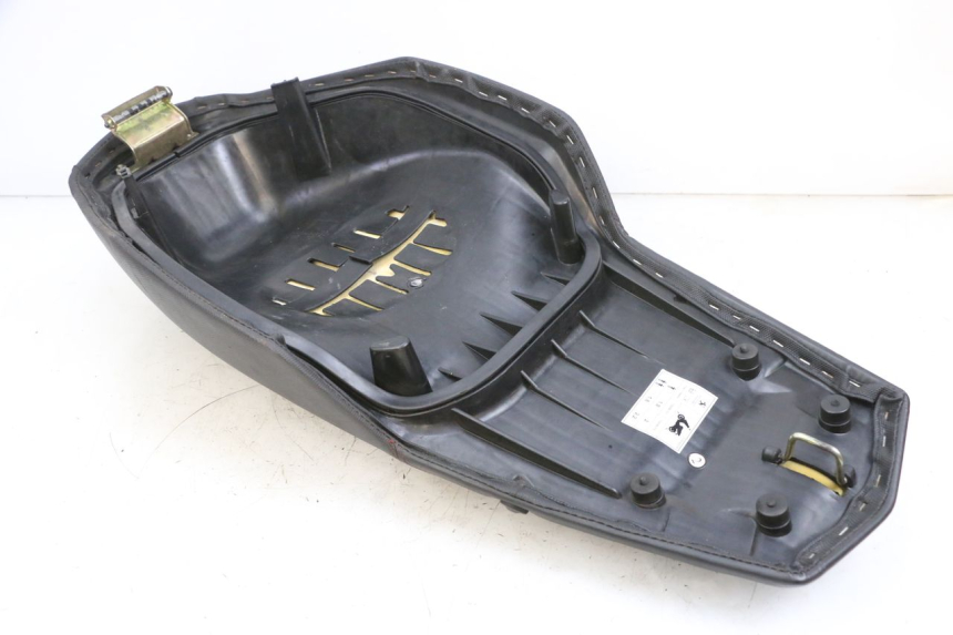 photo de ASIENTO PEUGEOT SPEEDFIGHT 4 4T EFI 50 (2021 - 2025) - Otra perspectiva