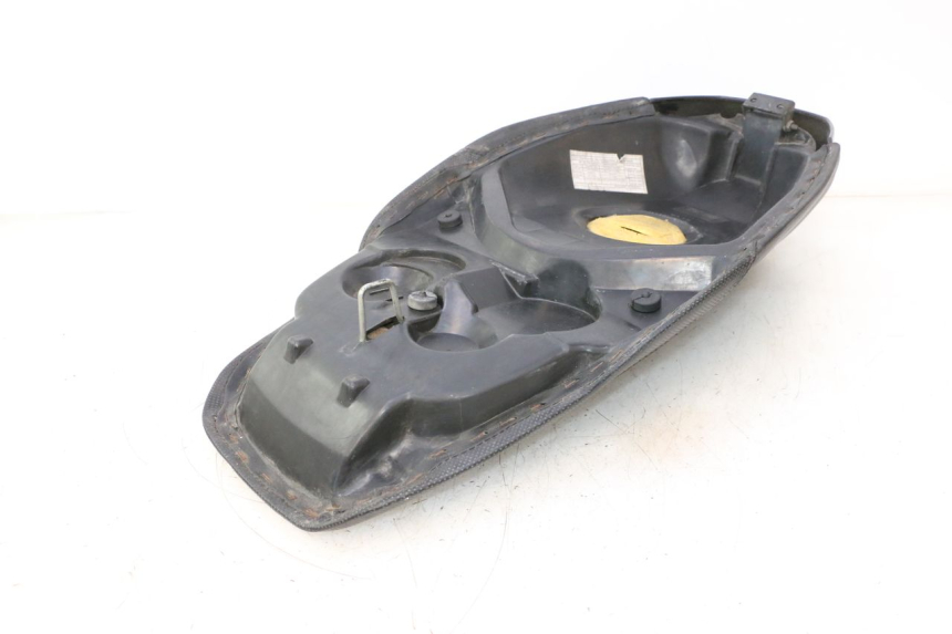 photo de ASIENTO PEUGEOT SPEEDFIGHT LC 50 (1996 - 2002) - Detalles de los puntos de fijación