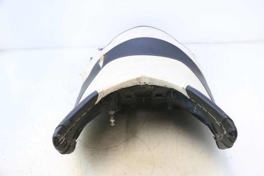 photo de ASIENTO CAN-AM SPYDER RS 1000 (2008 - 2012) - Primer plano de alta resolución
