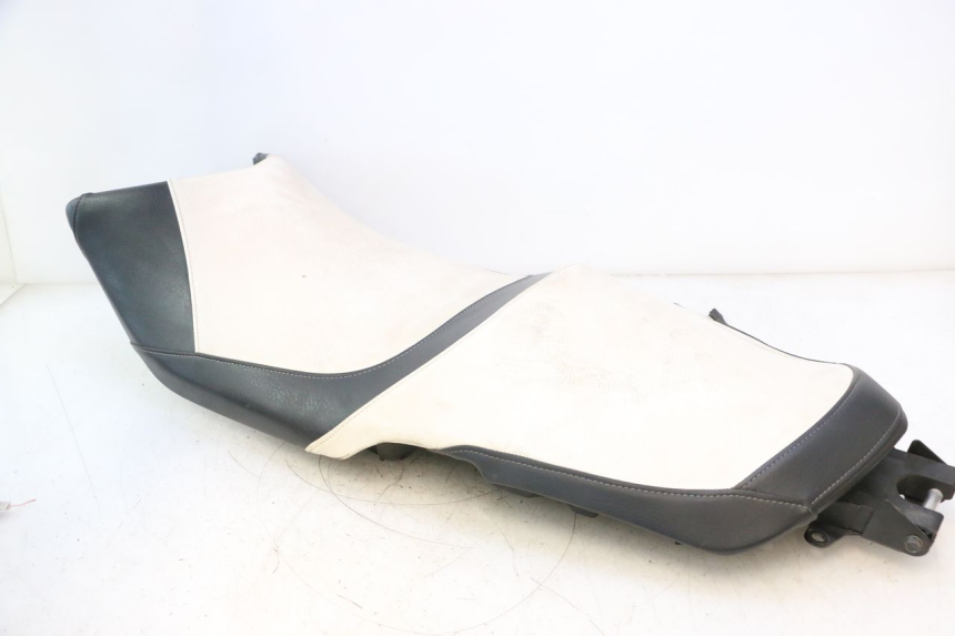 photo de ASIENTO CAN-AM SPYDER RS 1000 (2008 - 2012) - Inspección visual detallada