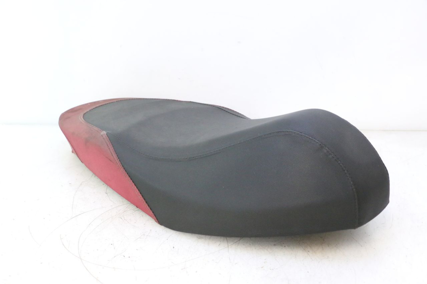 photo de ASIENTO APRILIA SR 2T 50 (2012 - 2017) - Características distintivas