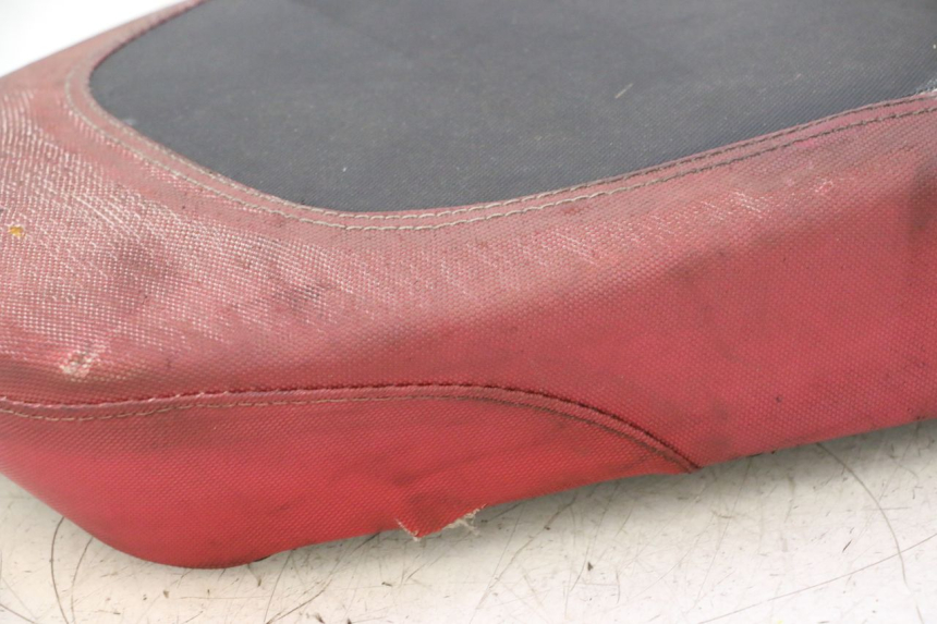 photo de ASIENTO APRILIA SR 2T 50 (2012 - 2017) - Zoom sobre los componentes