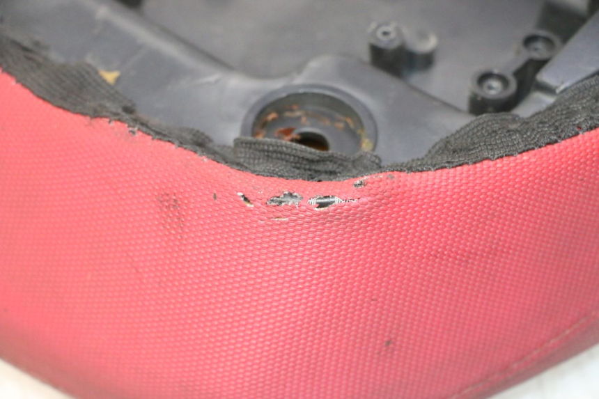 photo de ASIENTO APRILIA SR 2T 50 (2012 - 2017) - Detalles de los puntos de fijación