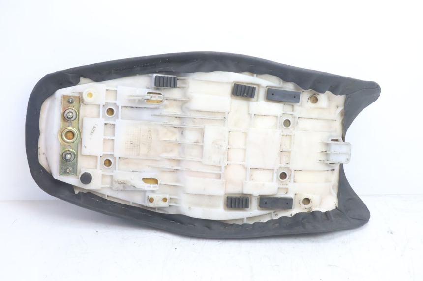 photo de ASIENTO DUCATI SS IE DS CARENEE 1000 (2002 - 2006) - Estado de la superficie y material