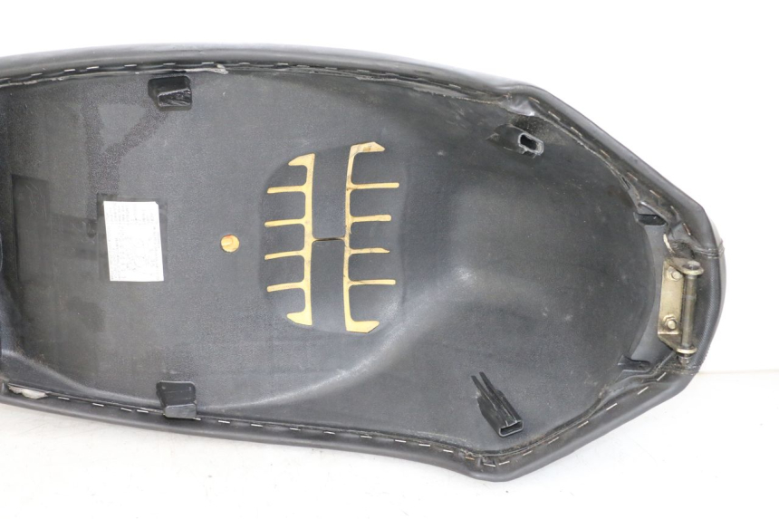 photo de ASIENTO PEUGEOT STREETZONE 2T 50 (2014 - 2019) - Recambio usado revisado