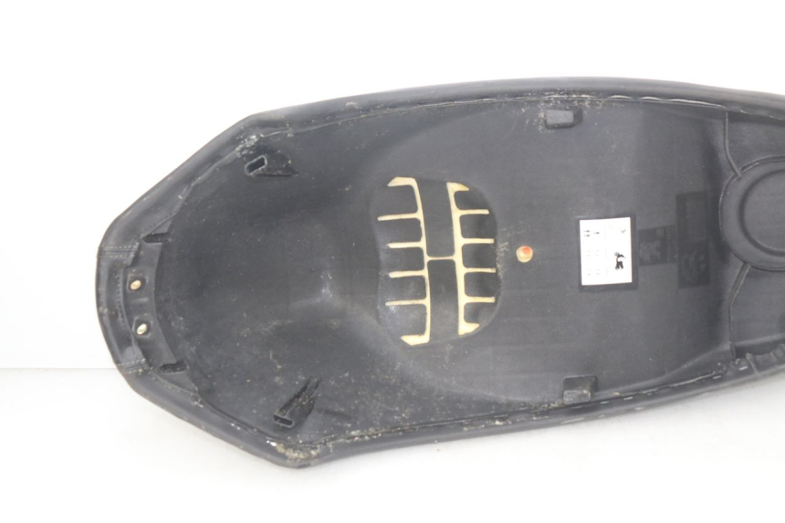 photo de ASIENTO PEUGEOT STREETZONE 4T 50 (2018 - 2023) - Otra vista del artículo