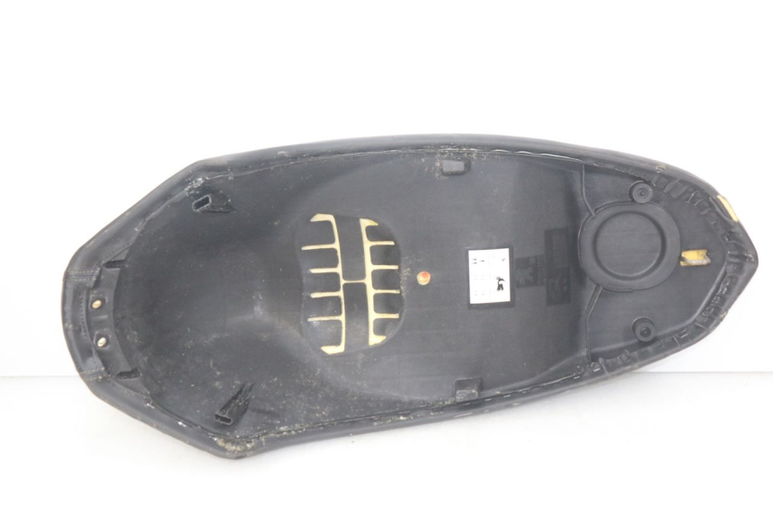 photo de ASIENTO PEUGEOT STREETZONE 4T 50 (2018 - 2023) - Zoom sobre los componentes