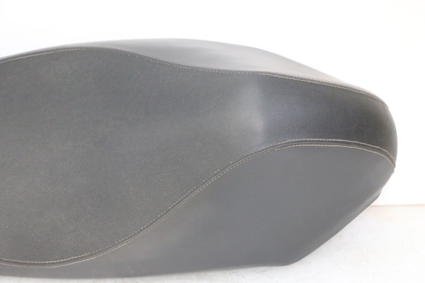 photo de ASIENTO PEUGEOT STREETZONE I 2T 50 (2018 - 2020) - Enfoque en la estructura