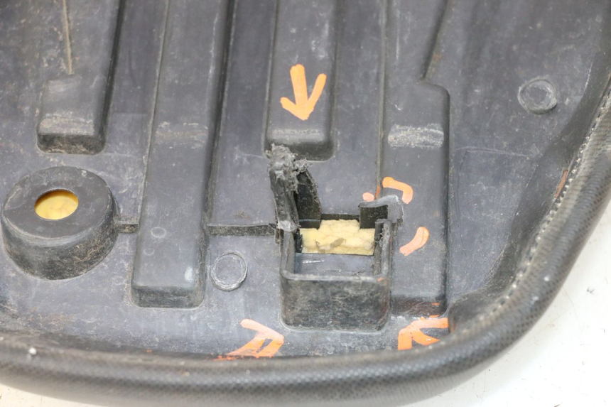 photo de ASIENTO MBK STUNT NAKED 50 (2004 - 2018) - Primer plano técnico