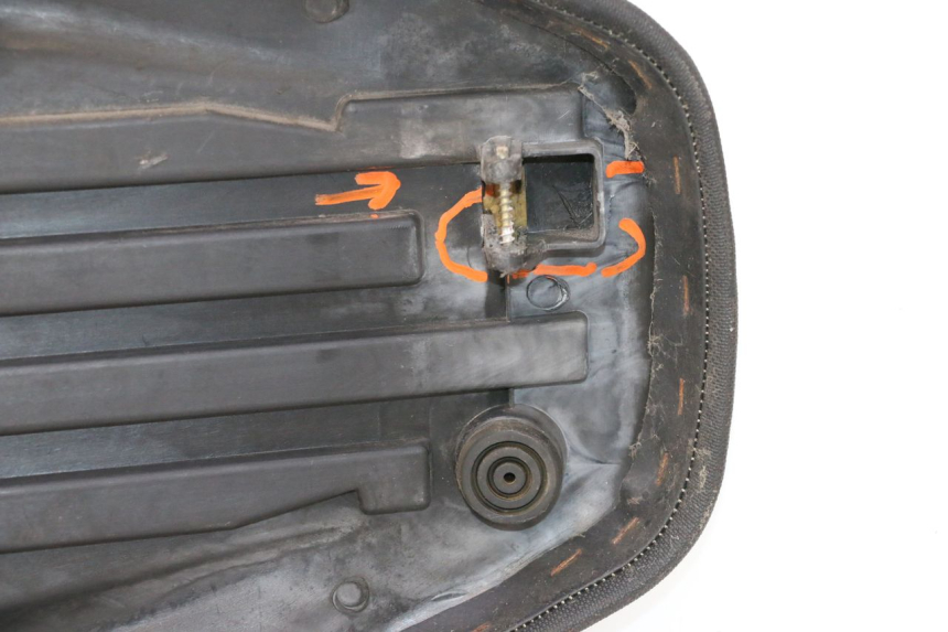 photo de ASIENTO MBK STUNT NAKED 50 (2004 - 2018) - Otra vista del artículo