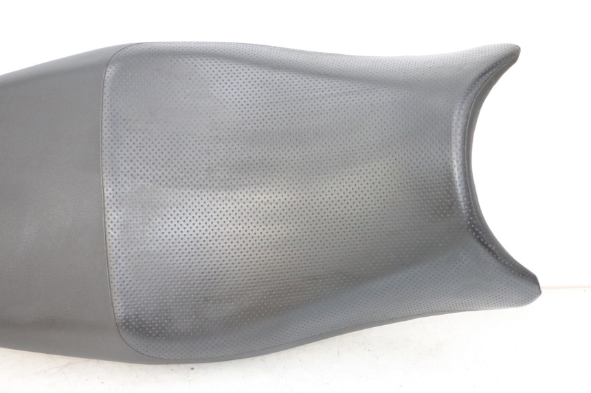 photo de ASIENTO SUZUKI GSF S BANDIT 600 (2000 - 2004) - Enfoque en la estructura