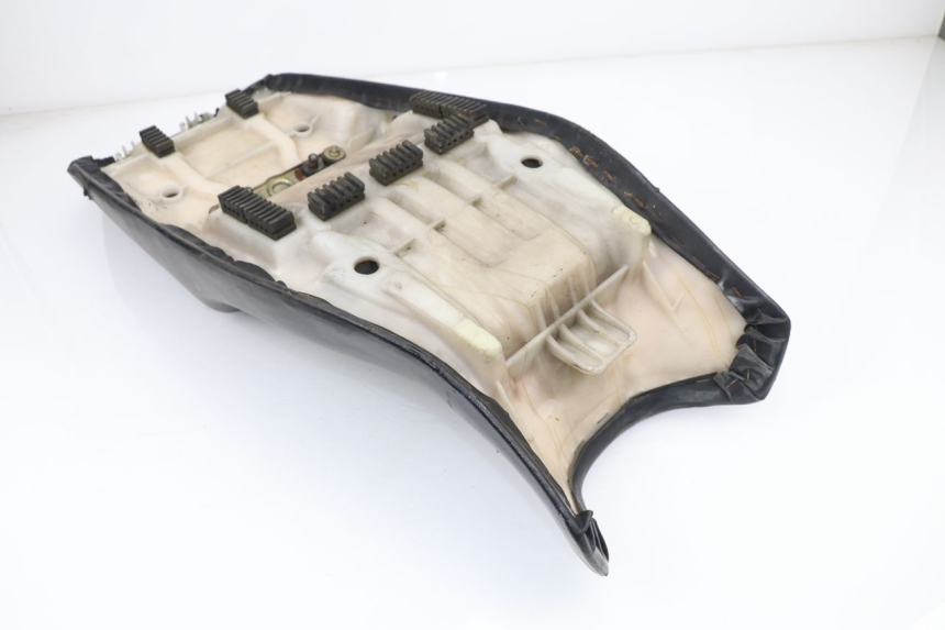 photo de ASIENTO SUZUKI GSX F GSXF 750 (1988 - 1998) - Inspección visual detallada