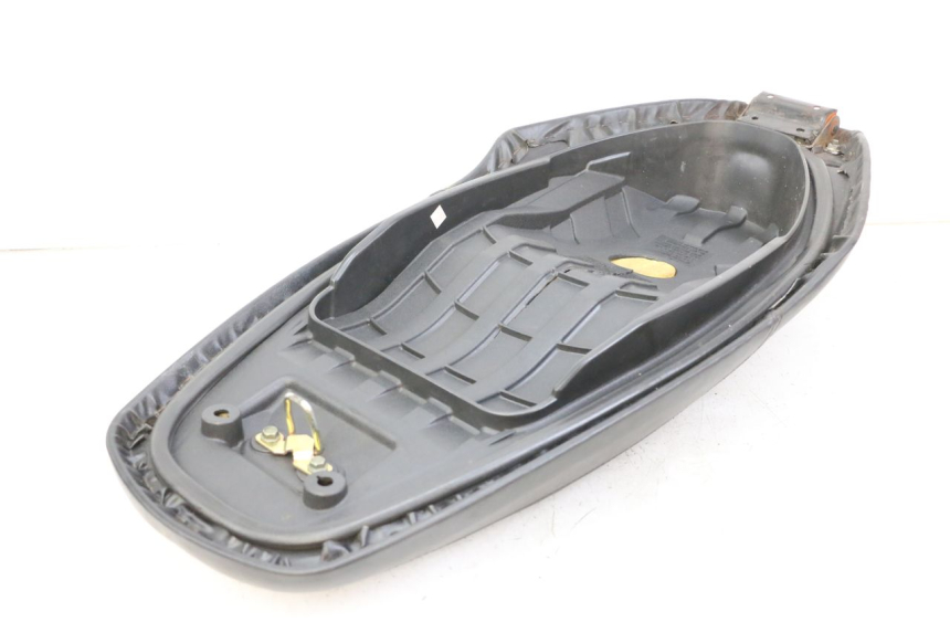 photo de ASIENTO SYM ORBIT III 3 4T 50 (2018 - 2021) - Enfoque en la estructura