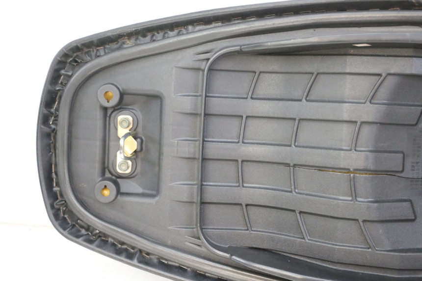 photo de ASIENTO SYM ORBIT III 3 4T 50 (2018 - 2021) - Zoom calidad de ocasión