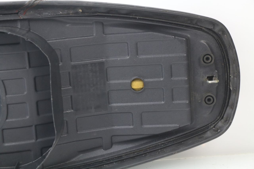 photo de ASIENTO SYM SYMPHONY 50 (2009 - 2015) - Zoom sobre los componentes