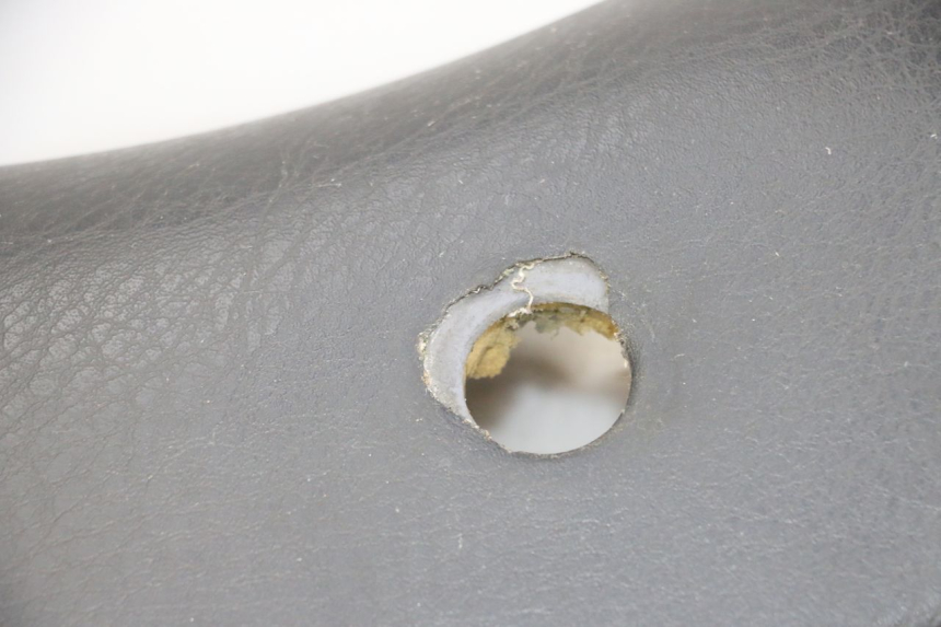 photo de ASIENTO YAMAHA TDR DELTABOX 125 (1997 - 2003) - Primer plano de alta resolución