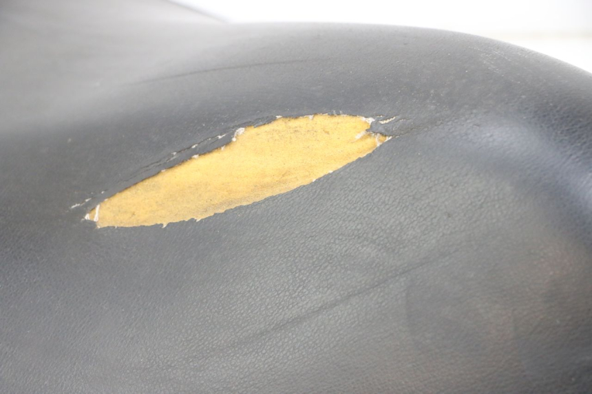 photo de ASIENTO PEUGEOT TKR TREKKER FURIOUS 50 (2005 - 2014) - Zoom sobre los componentes
