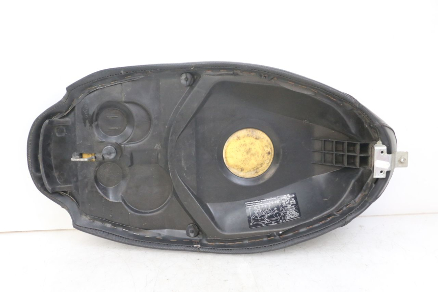 photo de ASIENTO PEUGEOT TKR TREKKER FURIOUS 50 (2005 - 2014) - Enfoque en la estructura