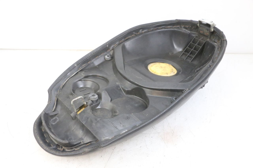 photo de ASIENTO PEUGEOT TKR TREKKER FURIOUS 50 (2005 - 2014) - Otra perspectiva