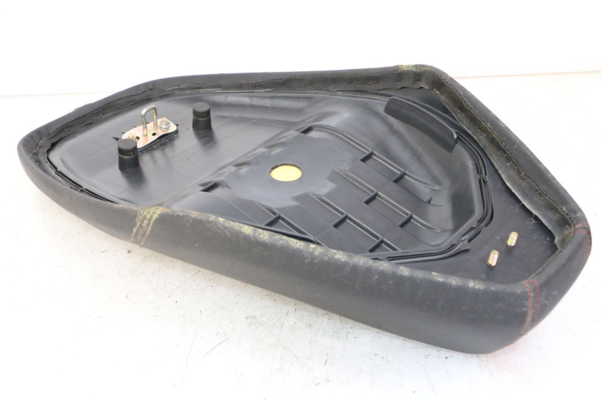 photo de ASIENTO TNT MOTOR BOSTON 4T 50 (2018 - 2025) - Primer plano de alta resolución