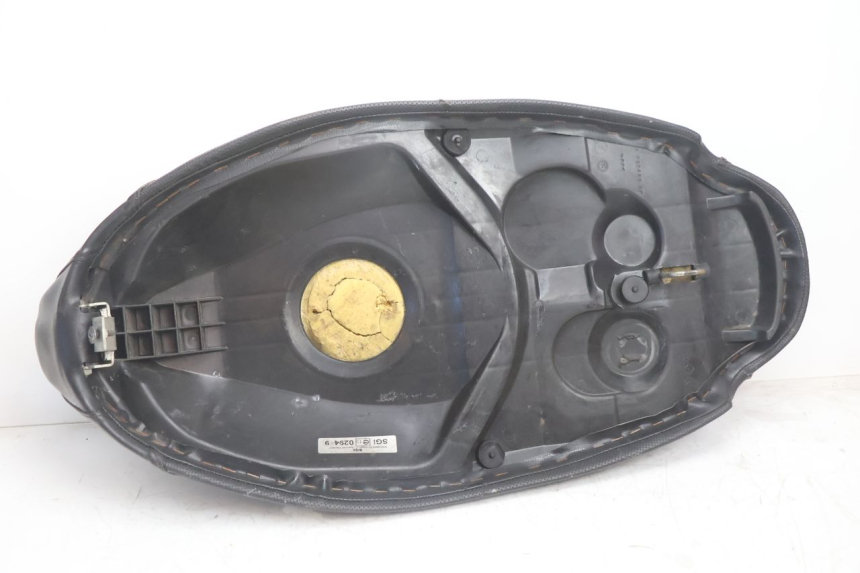 photo de ASIENTO PEUGEOT TREKKER TKR 50 (2005 - 2014) - Estado de la superficie y material