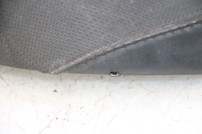 photo de ASIENTO PEUGEOT TREKKER 50 (1995 - 2004) - Características distintivas