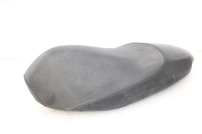 photo de ASIENTO PEUGEOT TREKKER 50 (1995 - 2004) - Zoom sobre los componentes
