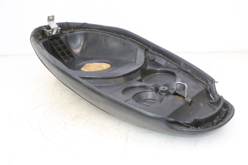 photo de ASIENTO PEUGEOT TREKKER 50 (1995 - 2004) - Zoom sobre los componentes